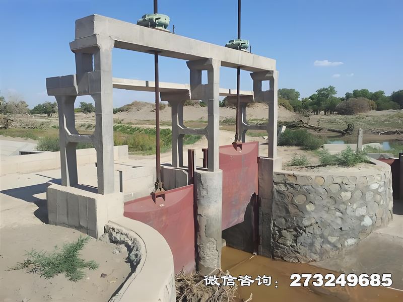 調(diào)節(jié)渠道閘